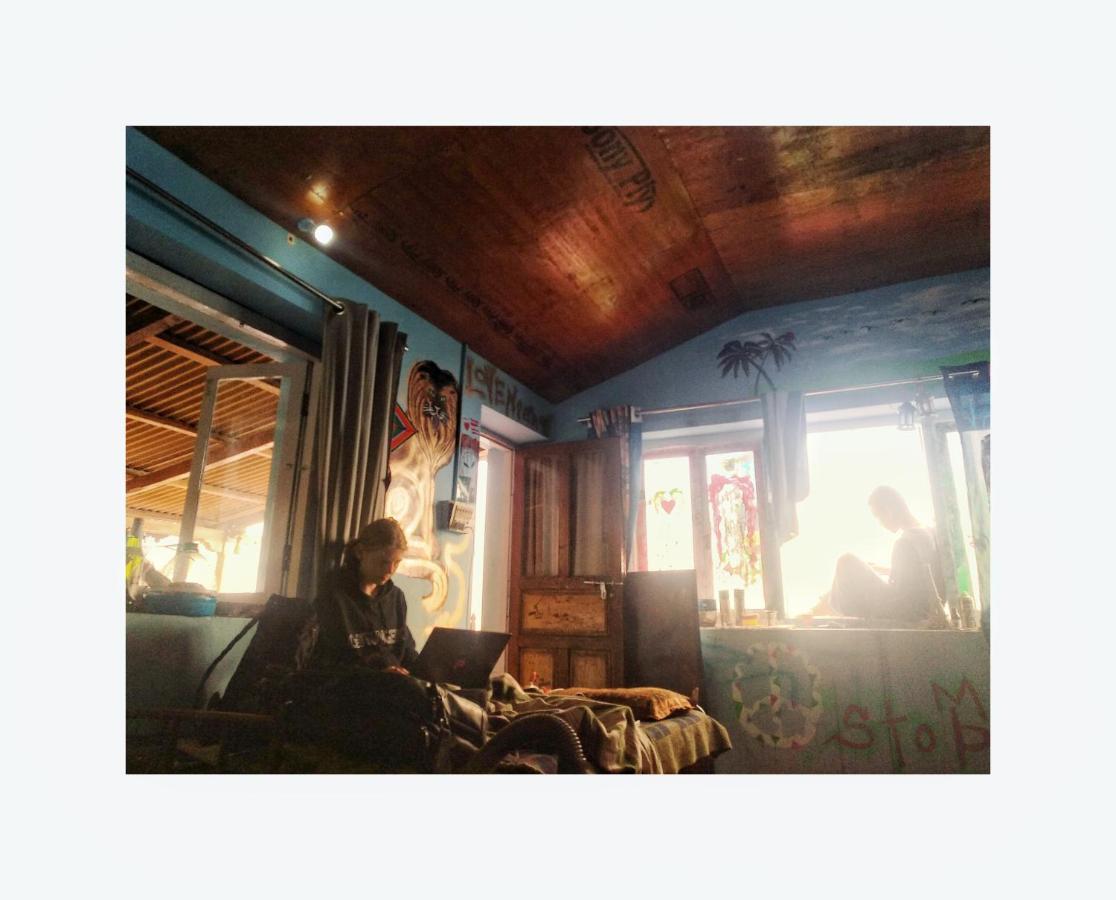Dostel: Backpacker Hostel 코다이카날 외부 사진